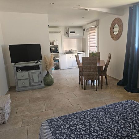 Tylyan Villa Le Thor Exteriör bild